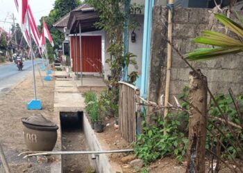Drainase Jatisari Tajinan Rampung, Aliran Air Jalan Sempalwadak-Pringu Makin Lancar