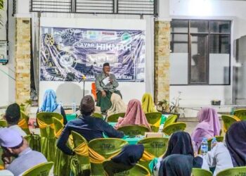 Layar Hikmah MUI Gresik, Kiai Rofiq Bicara Hak Mata dan Film Islami