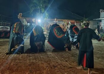 Kesenian Mberot Meriahkan Penutupan Srawung Desa 2026 di Balesari Malang