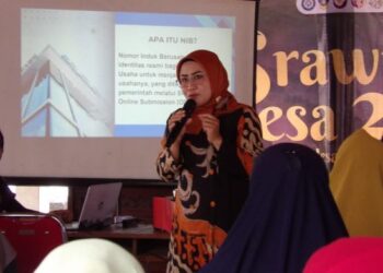 BEM UNAIR Dampingi UMKM Desa Balesari Malang Urus NIB