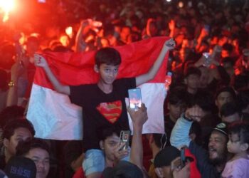 Mas Dhito Gelar Nobar di SLG, Warga Kediri Rayakan Kemenangan Timnas Indonesia